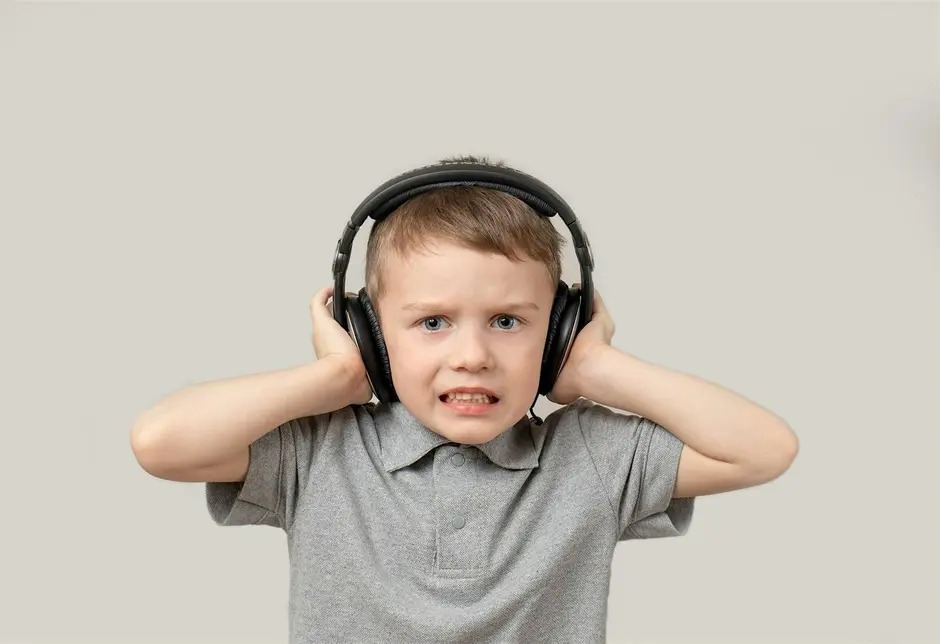 Understanding Behaviours Linked to Autism and ADHD: Practical Strategies